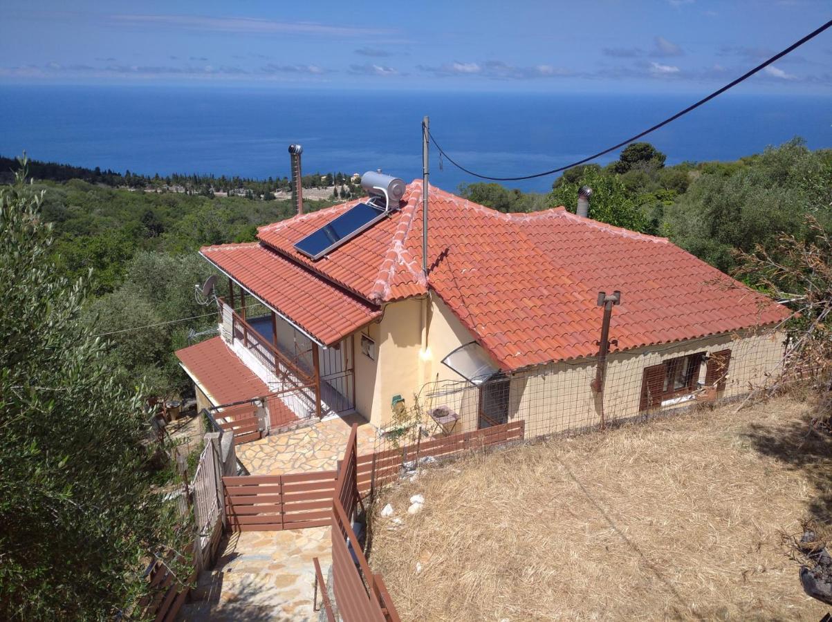 Traditional House With View Drymon Экстерьер фото